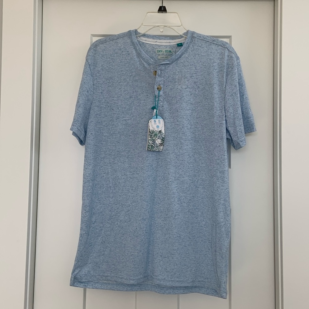 Men’s light weight, soft short sleeve casual top